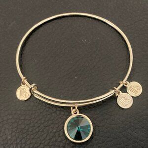 Borun Gold Tone Swarovski Bracelet